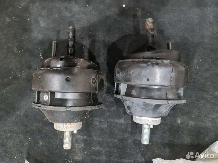 Подушка двигателя Ford Transit