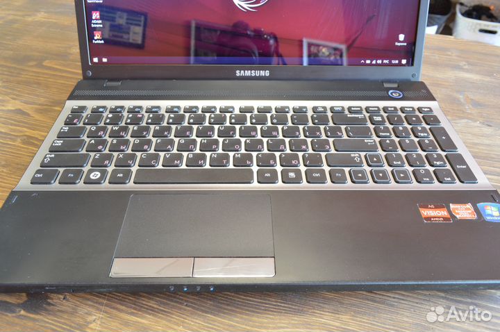 Ноутбук Samsung NP305V5A: A6/4Gb/SSD128Gb/AMD6470