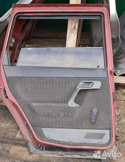 Дверь задняя левая Лада 2110,2112
