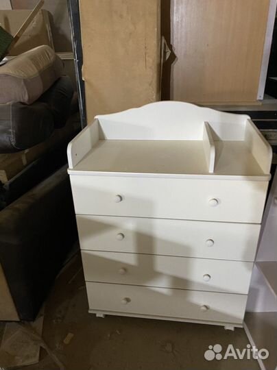 Пеленальный комод белый