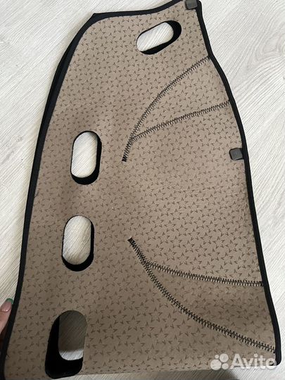 Коврик на панель лада приора 2