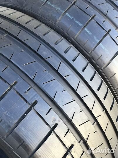 Pirelli P Zero Corsa 255/30 R20