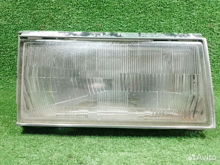 Фара правая Toyota Camry V10