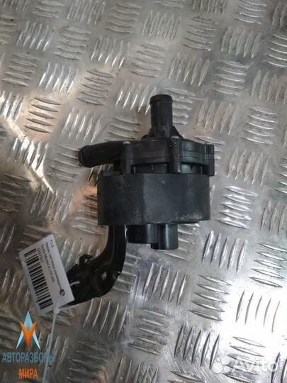 Помпа Tesla Model X 2019 1037327