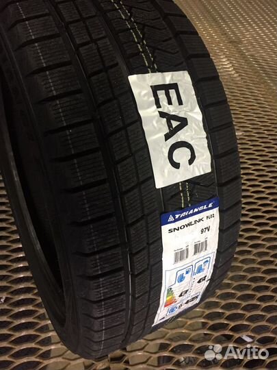 Farroad FRD79 225/40 R18