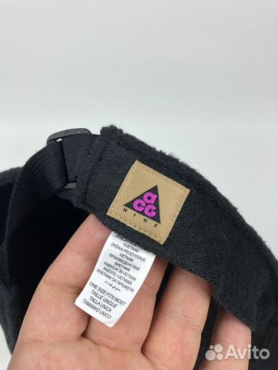 Новая флисовая кепка Nike ACG