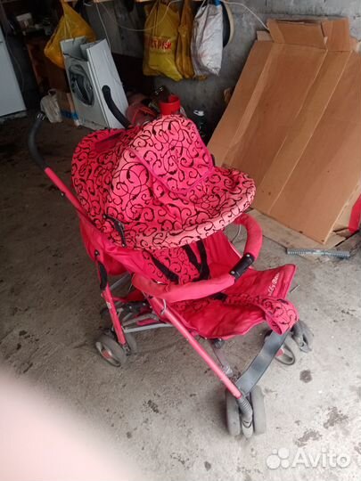 Прогулочная коляска