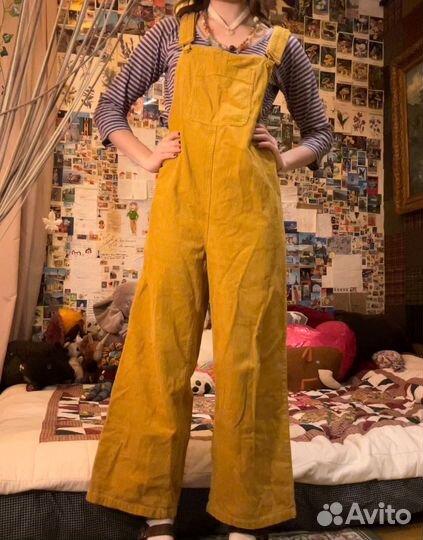 Вельветовый комбинезон