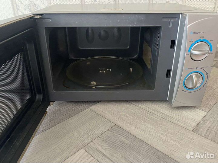 Микроволновая печь bbk
