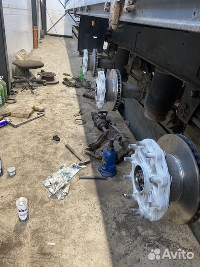 Полуприцеп зерновоз Kogel SN24, 2011