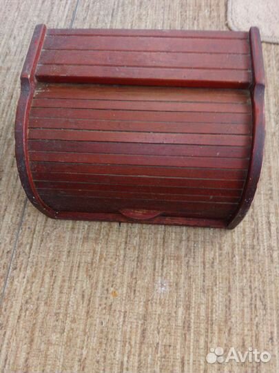 Хлебница деревянная