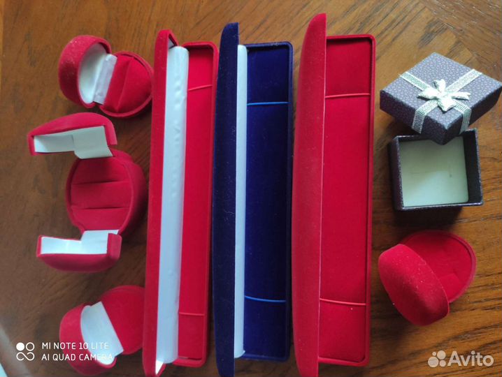 Футляры для украшения