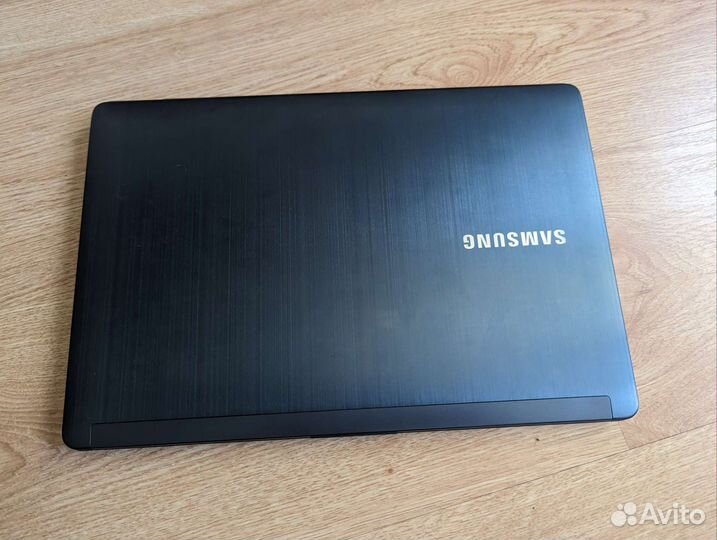 Ноутбук Samsung