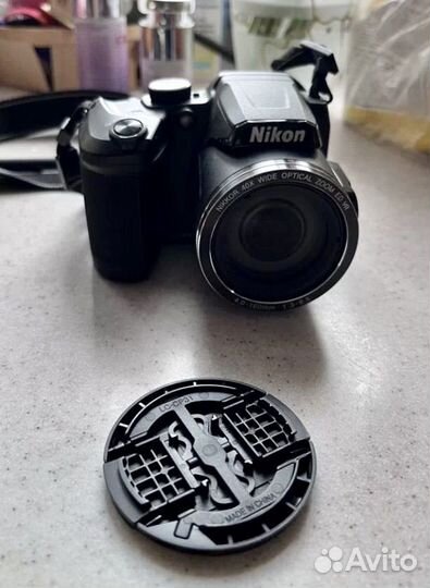 Nikon coolpix B500 б/у черный и красный