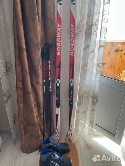 Лыжи беговые 170 и ботинки р37