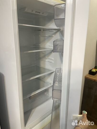 Холодильник на запчасти