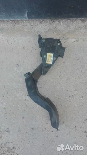 Эл. педаль газа Ауди А6 с5