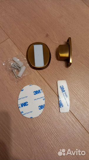 Магнитный упор для двери