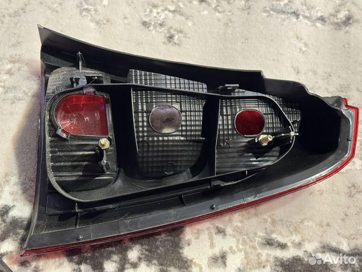 Задние фонари Reno Logan 1 рестайлинг 2009-2015