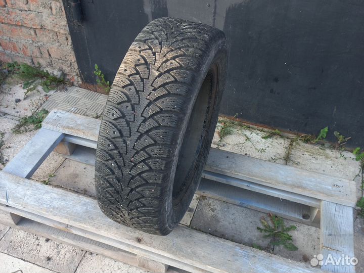 Nokian Tyres Hakkapeliitta 4 185/60 R15 C