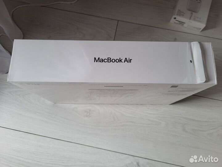 Apple MacBook Air M1/8/256 (новый, с Ситилинка)