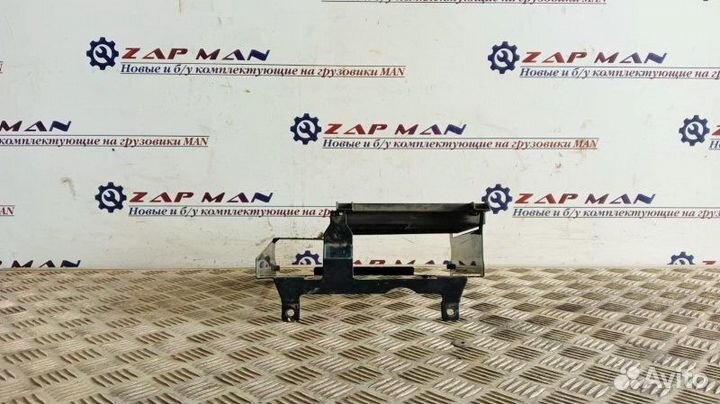 Кронштейн рамки блока предохранителей Man Tgl Tgm