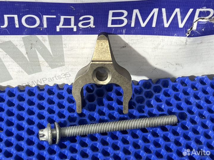 Кронштейн форсунки BMW F10, F30 Мотор N47, N57
