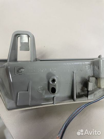 Повторитель поворота правый Фольксваген Гольф 6