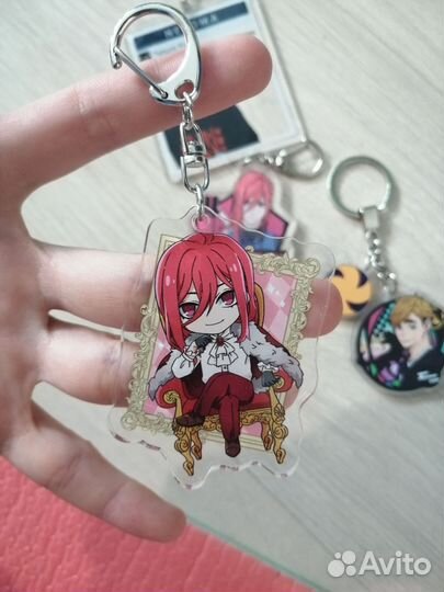Аниме брелоки, значки, картхолдер