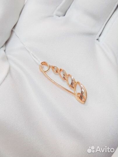 Золотая брошь