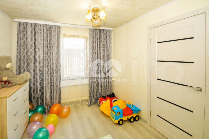 Дом 63,3 м² на участке 6 сот.