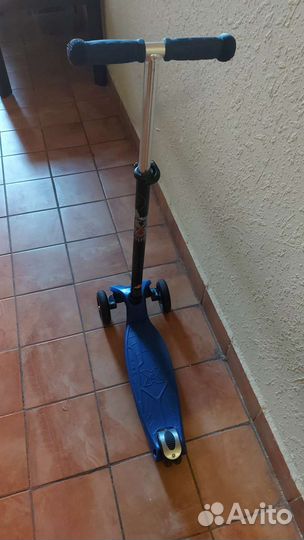 Детский самокат Maxi Micro