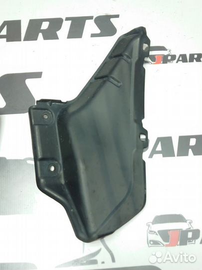 Брызговик задний Mitsubishi Outlander II (2005—200