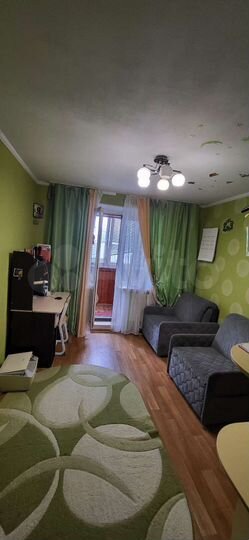 4-к. квартира, 84 м², 8/10 эт.