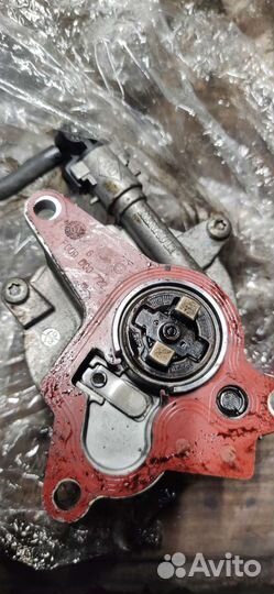 Вакуумный насос Opel Vivaro, Renault Trafic II 2.0