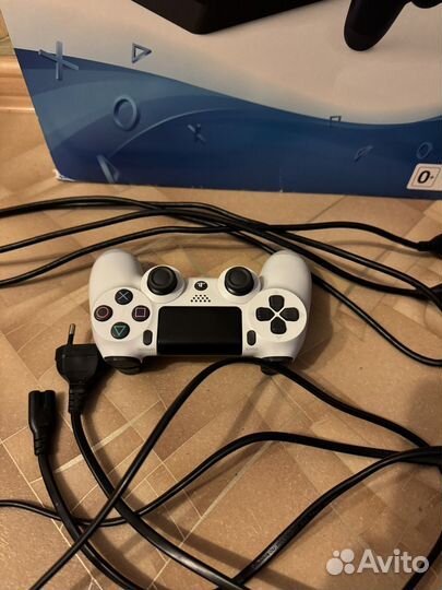 Sony playstation 4 slim