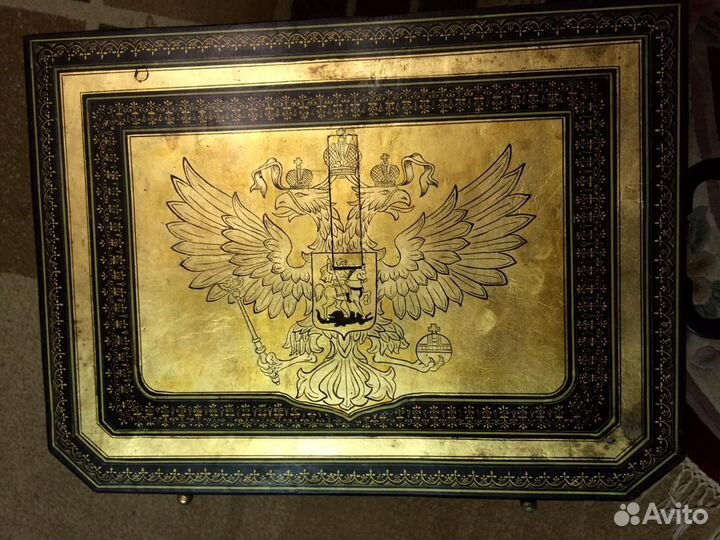 Полковая касса сундук сейф с секретами