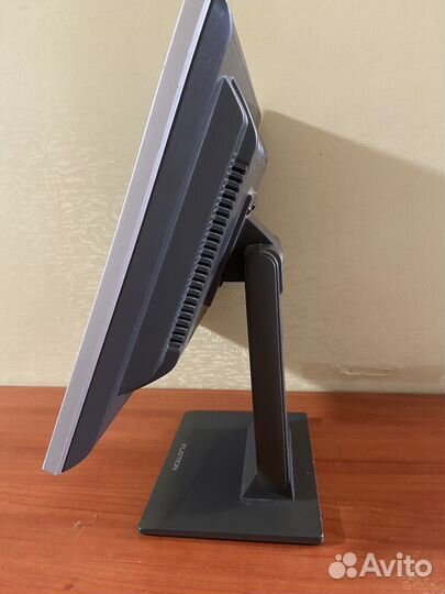 ЖК монитор lg