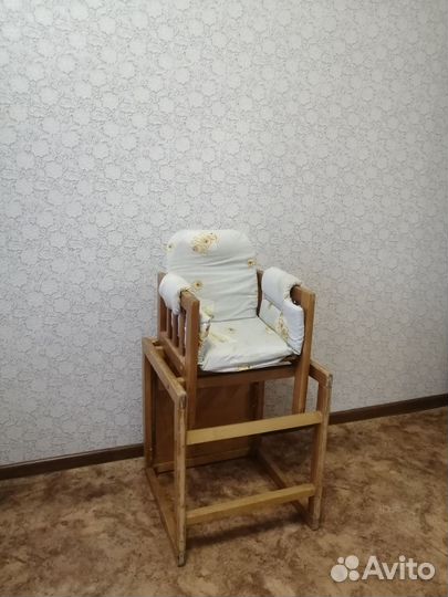 Столик для кормления