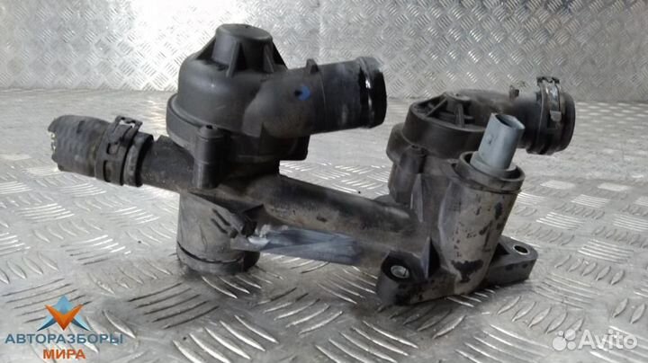 Корпус термостата Volkswagen Golf 5 2009