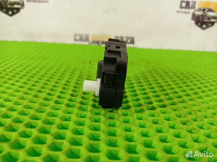 Моторчик заслонки печки