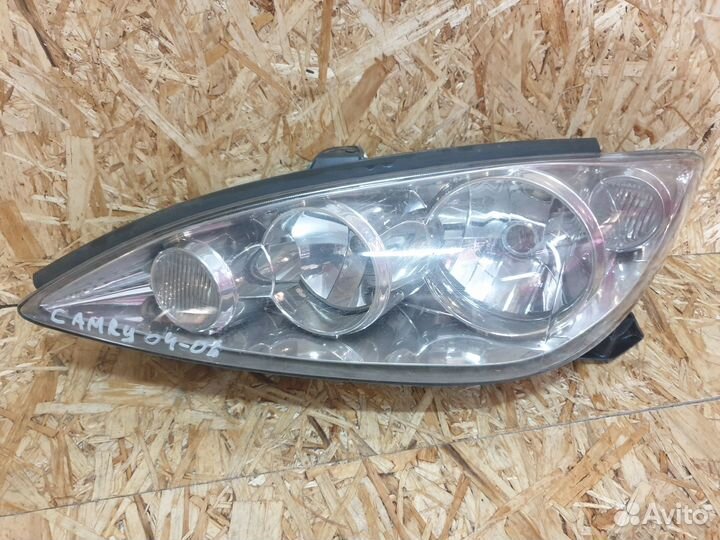 Фара левая Toyota Camry V30 2001-2006