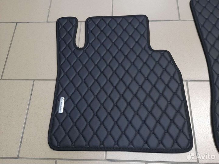 Коврики из экокожи для Mercedes W 463