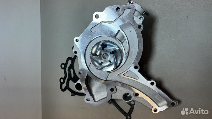 Помпа Mercedes M273