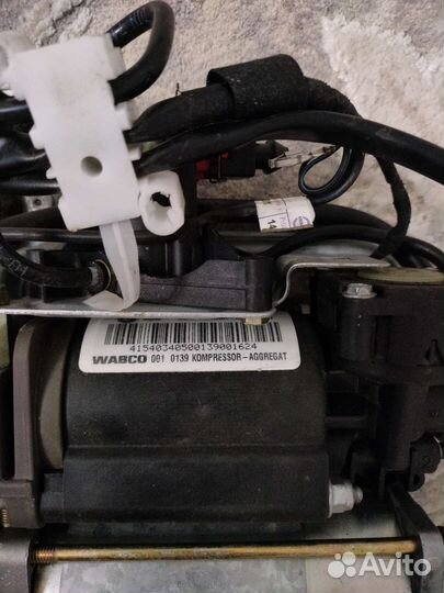 Продам компрессор пневмоподвески