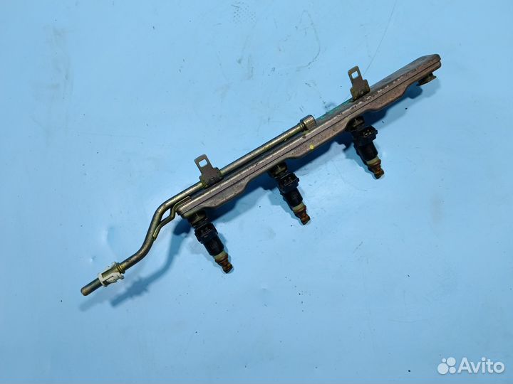 Рампа топливная для Honda CR-V 2 2002-2007