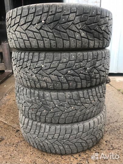 Dunlop SP Winter Ice 02 205/60 R16