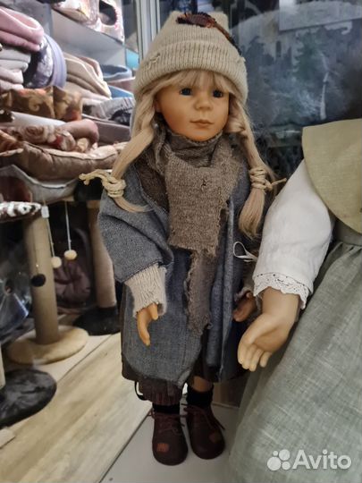 Коллекционная кукла винил