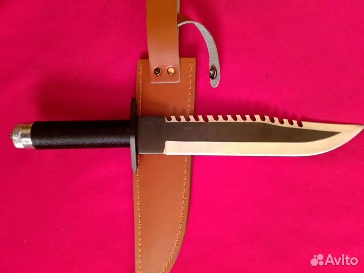 Нож походный, новый, в чехле