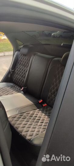 Автомобильные чехлы на ладу веста